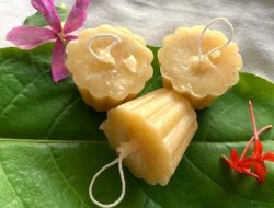 Warga Tanggamus Dilatih Olah Minyak Jelantah jadi Lilin Aromaterapi