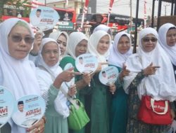 Diprakarsai PKB Tanggamus dan Didukung H. Moh Saleh Asnawi, Rombongan Wisata Religi Muslimat NU Ziarah ke Banten