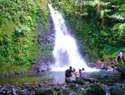 Bisa Trekking  Sambil Menikmati Keindahan Alam, Curuk Kiara Bogor Tiket Masuk Cuma 20 Ribu 