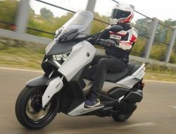 Motor Matik Yamaha XMAX 250 Pilihan Terbaik Untuk Touring Segini Harganya September 2024