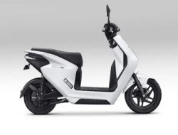 4 Rekomendasi Motor Listrik Murah yang Cocok untuk Gowes Pagi Hari Sambil Menikmati Sunrise