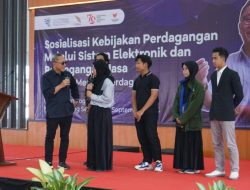 Menteri Zulhas Isi Kuliah Umum di Itera, Dorong Mahasiswa Kuasai Bisnis Digital