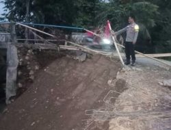 Hati-hati! Dampak Cuaca Ekstrem, Jembatan Tugupapak di Semaka Terkikis