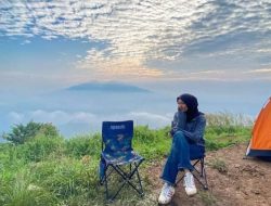 6 Tempat Camping di Bukit Lampung dengan Pemandangan yang Sangat Indah Cocok untuk Kamu Pecinta Alam