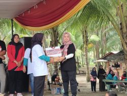 KPU Tanggamus Gelar Senam Sehat di Pantai Khingkit, Sosialisasi Pilkad 2024