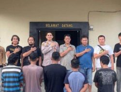 Kepergok Polisi saat Main Judi di Pasar