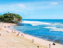 Inilah 5 Destinasi Wisata Pantai dengan Panorama Pasir Putih Cantik di Jogja, Spot Foto yang Instagramable
