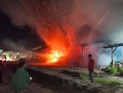 Kebakaran Ruko di Pasar Berasan Makmur Mesuji