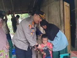 Peduli Rakyat Kecil, Kapolres Tanggamus Berikan Tali Asih hingga Usulkan Bedah Rumah