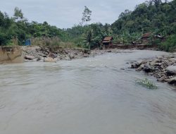 Way Pihabung Meluap, 30 Rumah Terendam Banjir